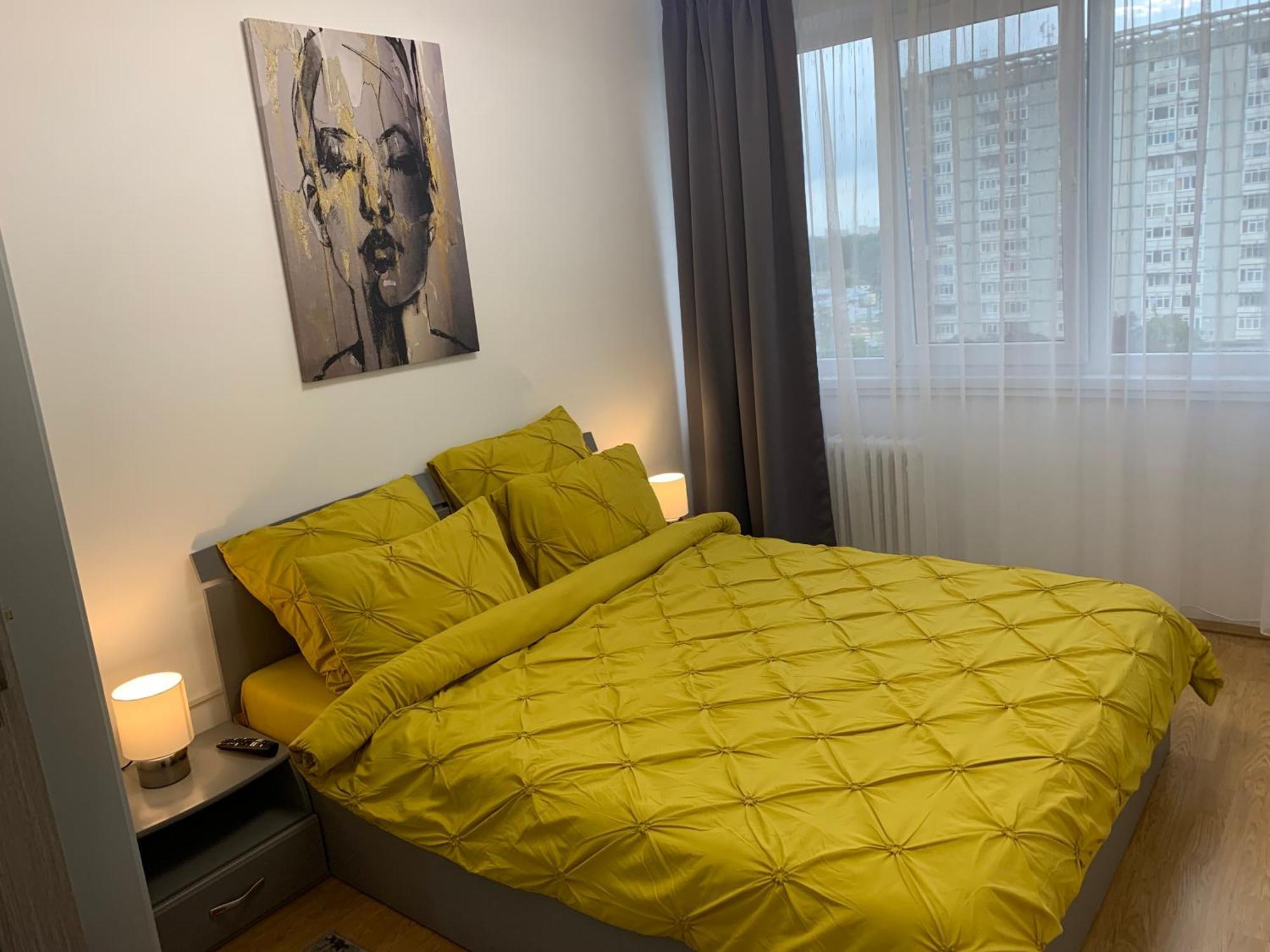 Victoriei Boulevard Private Apartment Braşov Extérieur photo